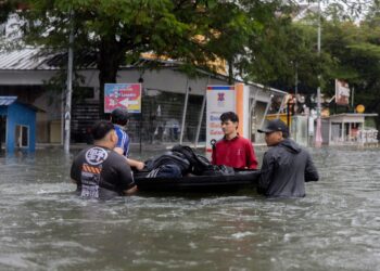 Pihak berkuasa perlu meningkatkan langkah berjaga-jaga memandangkan kekerapan fenomena angin monsun yang semakin tidak terduga. – GAMBAR HIASAN