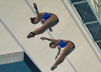 AKSI Pandelela Rinong bersama Lee Yiat Qing dalam acara 10 meter (m) platform seirama wanita di Kejohanan Terbuka Malaysia 2025 di Pusat Akuatik Bukit Jalil, semalam Gambar ISKANDAR ISHAK