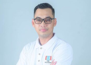 MOHAMAD EZZAT ZAHRIM MOHD. HANUZI