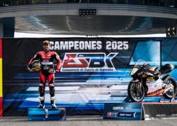 Qabil Irfan Azlan dinobatkan sebagai juara keseluruhan ESBK Talent pada Kejuaraan Superbike Sepanyol di Litar Jerez, Sepanyol, hujung minggu lalu. - Ihsan SIC Racing