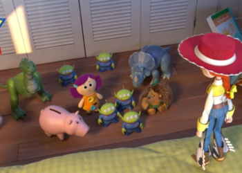 FILEM terbaharu Toy Story 5 menunjukkan alat permainan tidak lagi menjadi bahan utama dan mencerminkan realiti era moden. – AGENSI