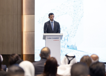 261125 - Salem Al Shamsi ketika berucap di Mesyuarat Perniagaan Dubai dan Malaysia di sini, hari ini