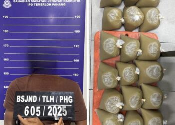 SUSPEK dan bahan rampasan air ketum dalam Op Hawk Polis Temerloh di Kerdau dan Kuala Krau, Pahang. - IHSAN IPD TEMERLOH