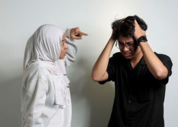 PERBEZAAN pendapat harus diurus dengan hikmah, kesabaran dan kelembutan dalam pertuturan.