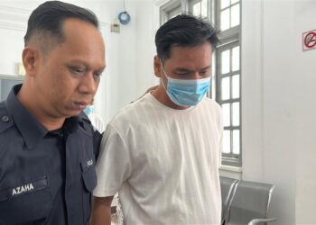 ROSMAINI Abd. Raof dihadapkan ke Mahkamah Tinggi, Johor Bahru, Johor bagi prosiding rayuan kes mencederakan bekas isteri ketiganya. - UTUSAN/BAZLAN IBRAHIM