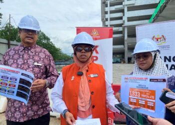 AIMAN Athirah Sabu ketika ditemui pemberita pada sidang media mengenai Task Force Projek Perumahan dan Kerajaan Tempatan (TFST) di sini, hari ini.