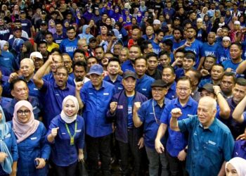 MUHYIDDIN Yassin melancarkan Jentera PN Sabah di Dewan Hakka, Sandakan, Sabah.