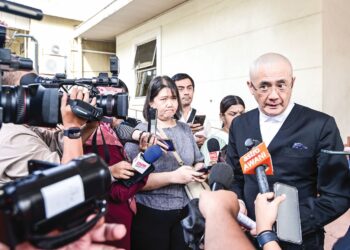 KITSON Foong selepas prosiding sebutan semula kes di Mahkamah Majistret, Petaling Jaya, Selangor, semalam. – UTUSAN/SYAKIR RADIN