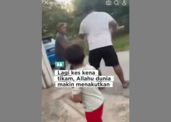TANGKAP layar satu rakaman video memaparkan kejadian mangsa ditikam suspek.