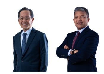 KAPTEN IZHAM DAN KAPTEN NASARUDDIN