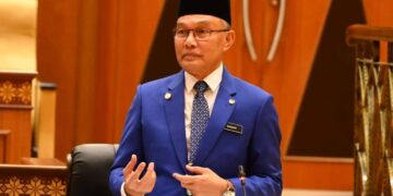 MOHD. Shukri Ramli menjawab soalan dalam sidang DUN Perlis di Kompleks Seri Putra, Kangar, Perlis.