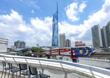 PERMINTAAN domestik dijangka terus memacu pertumbuhan KDNK negara pada tahun depan.