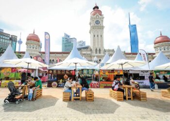 USAHAWAN muda dididik untuk berinovasi, menguasai teknologi dan membangunkan solusi digital berimpak tinggi.