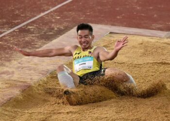 ANDRE Anura Anuar meraih emas dalam acara lompat jauh Sukan SEA Thailand 2025.- IHSAN OLAHRAGA MALAYSIA.