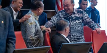 ANWAR Ibrahim mempengerusikan mesyuarat Kabinet di Putrajaya. FACEBOOK ANWAR IBRAHIM