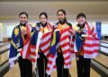 PASUKAN Boling Wanita menunjukkan pingat emas yang dimenangi di Sukan SEA Thailand 2025.