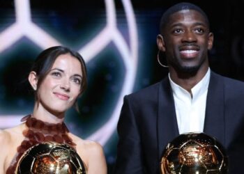 Ousmane Dembele dinobat Pemain Lelaki Terbaik FIFA manakala perancang tengah Barcelona, Aitana Bonmati merangkul anugerah kategori wanita di Qatar, semalam. - AFP