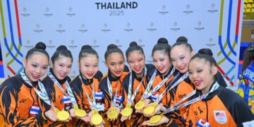 KEJAYAAN itu menandakan emas pertama Malaysia dalam acara berpasukan gimrama sejak edisi 2017 di Kuala Lumpur, sekali gus menamatkan kemarau lapan tahun dalam disiplin berkenaan. - IHSAN FB SPORT ACTION