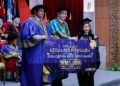 SOKONGAN berterusan dari keluarga dan pensyarah menjadi tulang belakang buat Julia Qistina Haiqal Mohd. Hafiz memegang graduan Diploma Penyiasatan.