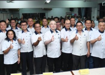 MCA dikatakan sukar mencapai kemenangan walau satu kerusi dalam PRU16 jika mengambil keputusan bergerak solo.