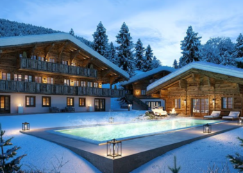 CHALET Oberbort lengkap dengan pelbagai kemudahan muewah untuk keperluan pengunjung. – AGENSI