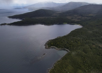 HAMPIR 200,000 hektar kawasan hutan dan pantai di Chile dilindungi dibawah warta taman negara. – AGENSI