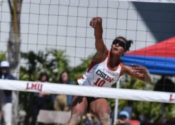 AKSI Tsha Mae dalam kejohanan bola tampar pantai. - INSTAGRAM TASHA MAE