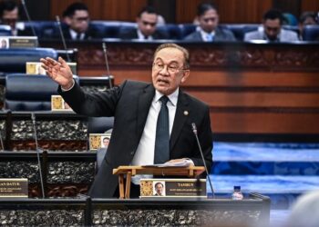 ANWAR Ibrahim pada sesi Waktu Pertanyaan Perdana Menteri (PMQT) di Dewan Rakyat, hari ini. - Gambar: Jabatan Penerangan Malaysia