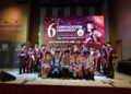 SERAMAI 15 daripada 40 graduan Orang Kurang Upaya (OKU) cacat penglihatan turut hadir dan diraikan bersama graduan lain pada majlis itu.