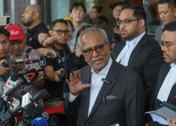 MUHAMMAD Shafee Abdullah pada sidang akhbar di Kompleks Mahkamah Kuala Lumpur hari ini.-UTUSAN/ AMIR KHALID