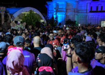 MOHAMMED Taufiq Johari (tengah) ketika menghadiri Hari Aspirasi Belia Negeri Kedah 2025 anjuran Gerakan Belia 4B Negeri Kedah di Alor Setar.