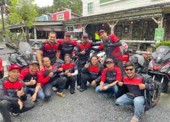 Seramai 11 penunggang motosikal Aprilia SRGT 200 menyertai Border Ride 2025 anjuran Northern Aprilia Owners Club (NAOC) Krabi, Thailand.-UTUSAN