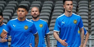 Antara pemain warisan yang digantung FIFA atas kesalahan memalsukan dokumen. - UTUSAN