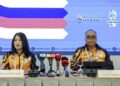 Jefri Ngadirin (dua dari kanan) bersama Ketua Kontinjen Malaysia ke Sukan SEA 2025, Nurul Huda Abdullah dan Setiausaha Agung Majlis Olimpik Malaysia (OCM), Datuk Mohd.  Nasir Ali (kanan) dalam sidang akhbar di Bangkok, semalam. Turut kelihatan timbalan ketua kontinjen, Datuk Kenny Goh. - UTUSAN/FARIZ RUSADIO