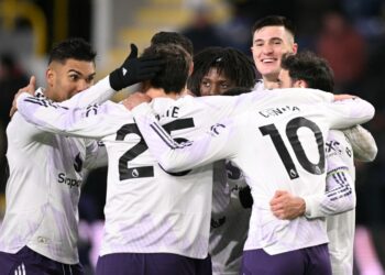 MANCHESTER United terikat 2-2 dengan burnley dalam aksi Liga Perdana Inggeris (EPL), semalam.-AFP