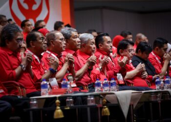 UMNO perlu mengekalkan nilai serta perkara baik dalam perjuangan parti, sambil memperbaiki kelemahan dan membuang perkara yang merosakkan perpaduan.