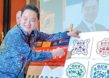 NG Suee Lim pada Majlis Perasmian Fiesta Kampung Baru Selangor 2026 di Klang, Selangor, semalam.