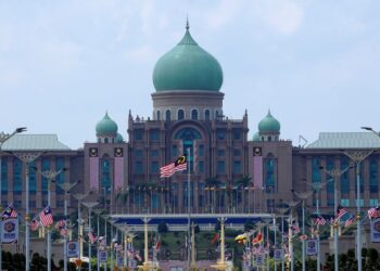 MASIH banyak usaha reformasi yang perlu dilaksanakan bagi memastikan perubahan positif dalam negara.