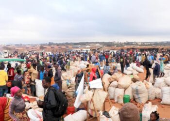 SEBILANGAN besar negara berpendapatan rendah, terutama di Afrika Sub-Sahara, mengalami kejutan ekonomi negatif dalam tempoh enam tahun hingga akhir tahun lalu.- AGENSI