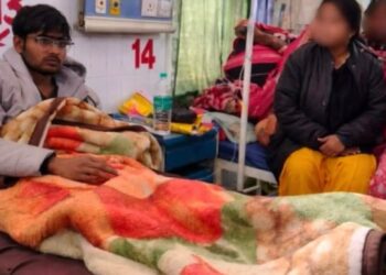 SURAJ Bhaskar kini dirawat di pusat trauma, namun polis masih belum menemukan kaki yang dipotong.- AGENSI