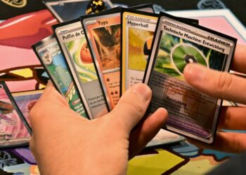 WATAK daripada permainan Pokemon diadaptasi menjadi filem, siri animasi dan pelbagai barangan.- AFP