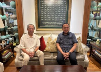 PERTEMUAN itu dikongsikan oleh Ahli Parlimen Bachok, Mohd. Syahir Che Sulaiman menerusi hantaran di akaun Facebook miliknya