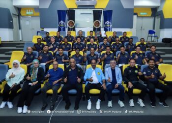 BARISAN kejurulatihan dan kakitangan teknikal baharu Program Pembangunan Bola Sepak Negara (NFDP)-IHSAN FAM