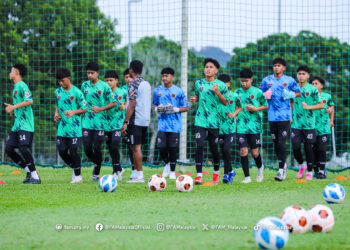 Seramai 37 orang pelatih Program Pembangunan Bola Sepak Negara (NFDP) berusia 15 tahun (lahir tahun 2011) ditempatkan di Akademi Bola Sepak Negara Mokhtar Dahari (AMD), Gambang, Pahang bagi Sesi 2026 sejak  11 Januari lalu.-IHSAN FAM
