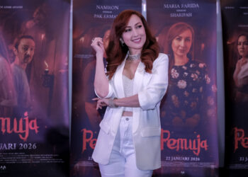 Maria Farida pada Malam Gala dan sidang media filem Pemuja di The Starling Mall hari ini. / M. FIRDAUS M. JOHARI