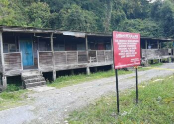 KAWASAN penempatan yang telah diduduki secara tidak sah sejak lebih 20 tahun lalu di
Bukit Lagi, Kangar, Perlis -UTUSAN/ASYRAF MUHAMMAD