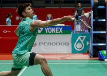 Leong Jun Hao berpeluang menentang bintang India, Lakshya Sen dalam sesi latihan menjelang Kejohanan Badminton Terbuka Malaysia 2026 yang akan membuka tirai minggu depan. - UTUSAN/ISKANDAR ISHAK