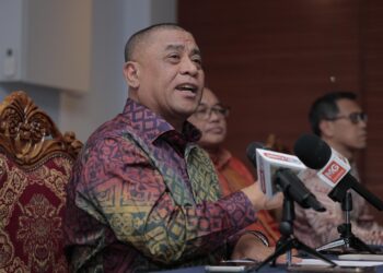 SAARANI Mohamad dalam sidang akhbar Majlis Wacana Eksekutif dan Perutusan Tahun Baharu 2026 di Ipoh hari ini.