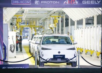 CIMB Secu­rites menjangkakan segmen nasional akan menyumbang bahagian jualan BEV yang lebih tinggi pada tahun 2026.