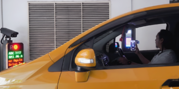 Tempat letak kereta QR